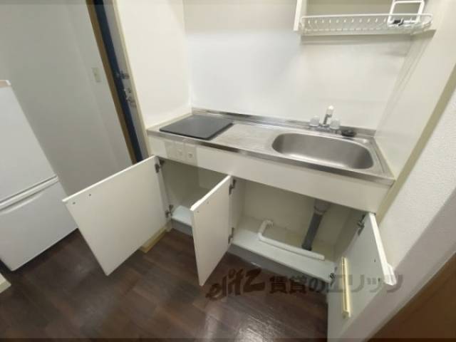 キッチン　下部収納