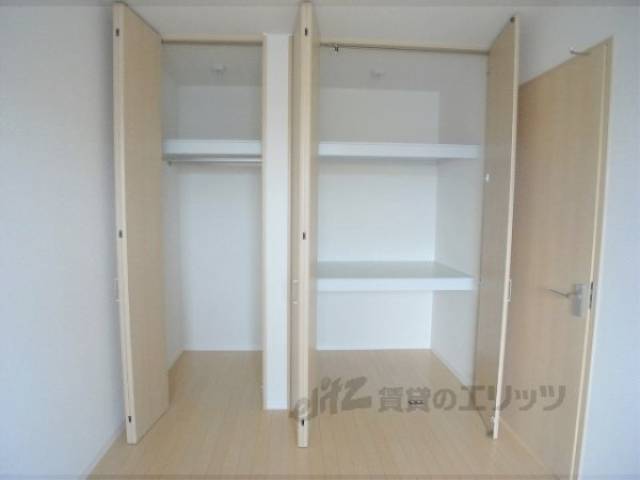 収納　クローゼット