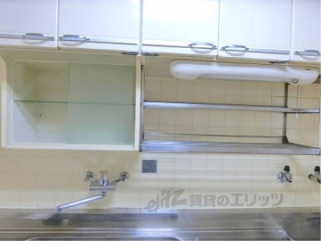 キッチン　収納