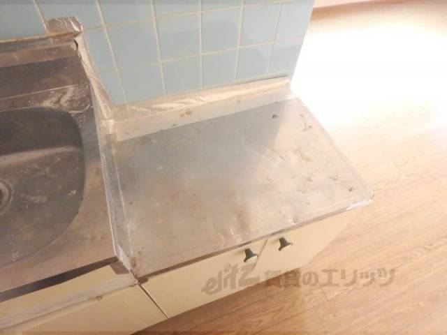 キッチン　コンロ設置部分