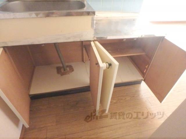 キッチン　下部収納