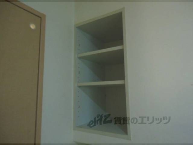 収納　洗濯洗剤などの収納に便利です。