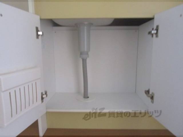 キッチン　キッチン下部収納