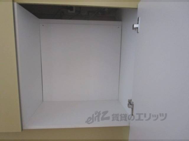 キッチン　キッチン下部収納