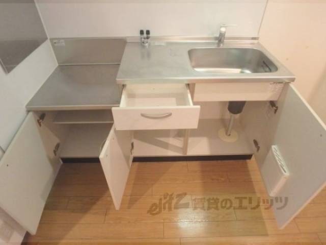 キッチン　収納