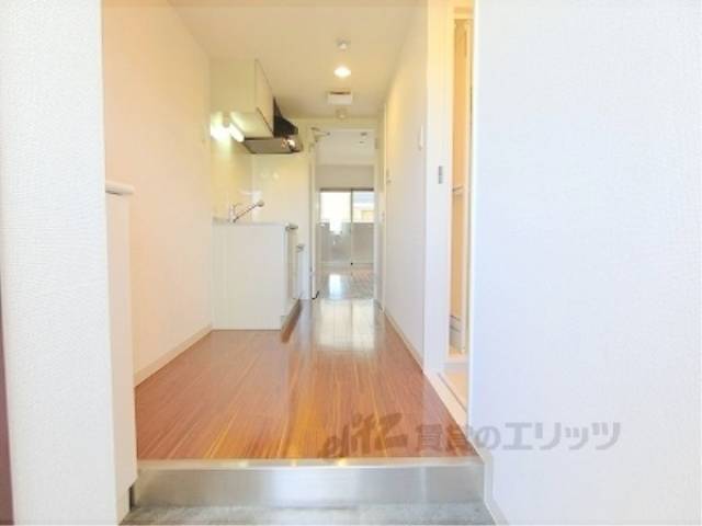 廊下　玄関外から撮影