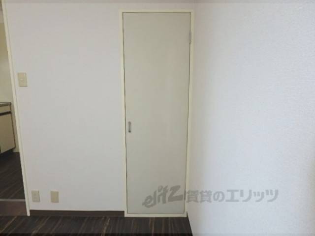 収納　なんと2つあります