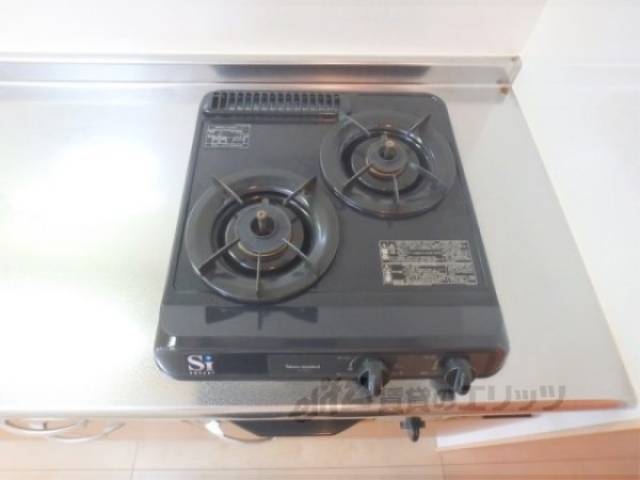 キッチン　ガス2口コンロ