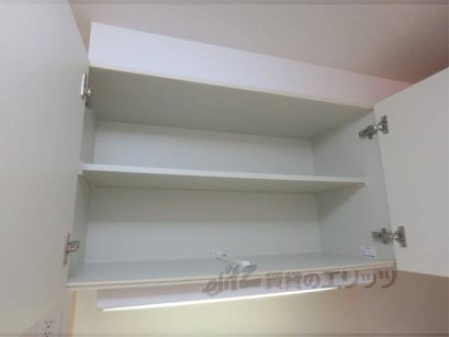 キッチン　キッチン上部棚