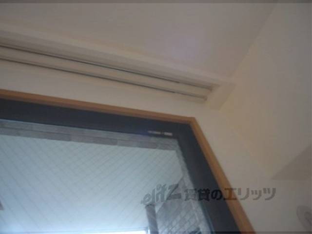 カーテンレール