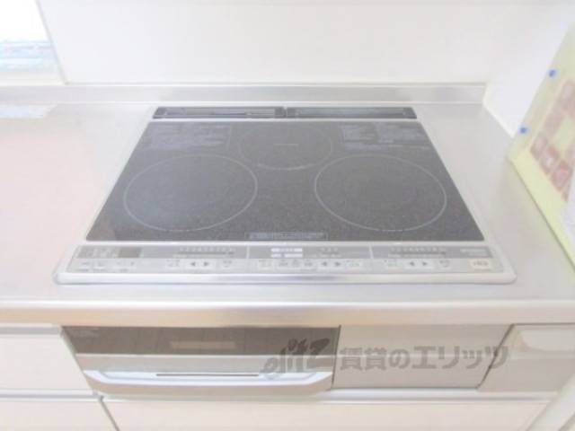 キッチン　コンロ