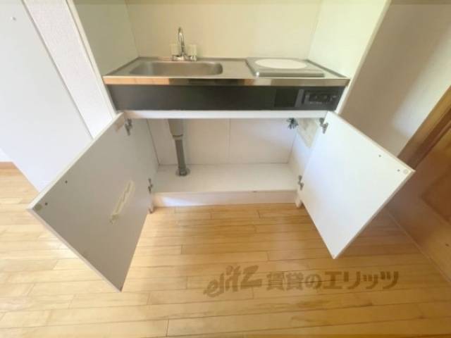 キッチン　下部収納