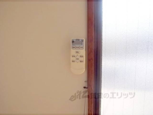 エアコンリモコン