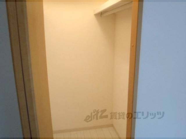 収納　ウォークインクローゼット