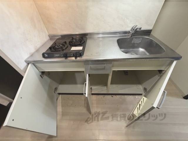 キッチン　下部収納