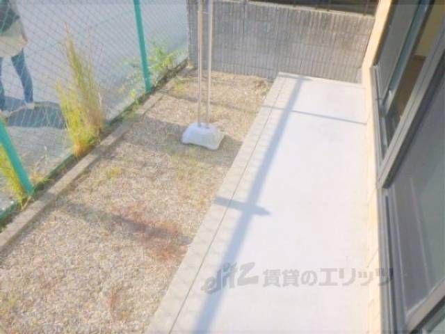 ベランダ　庭