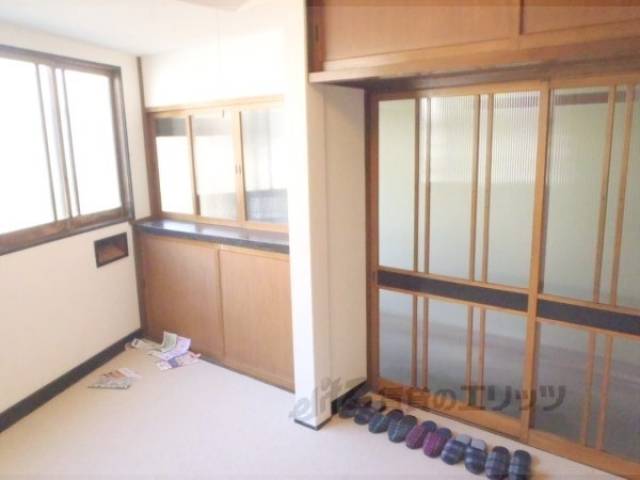 洋室　居室部分はとても綺麗ですよ