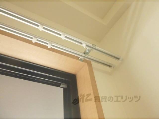 カーテンレール