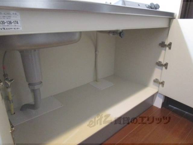 キッチン　下部収納