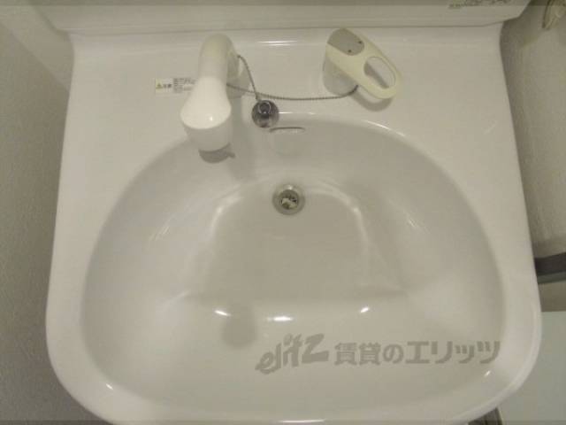 洗面所　下部収納