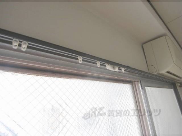 カーテンレール