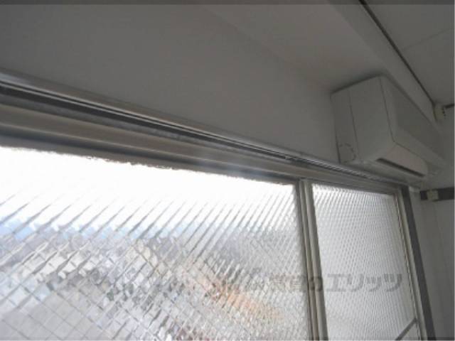 カーテンレール