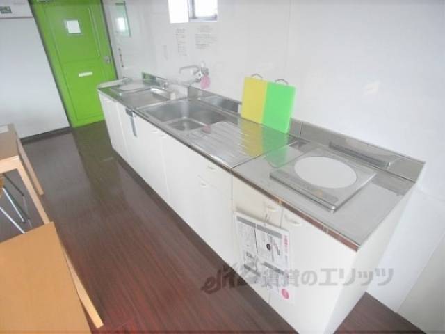 キッチン　共用キッチン