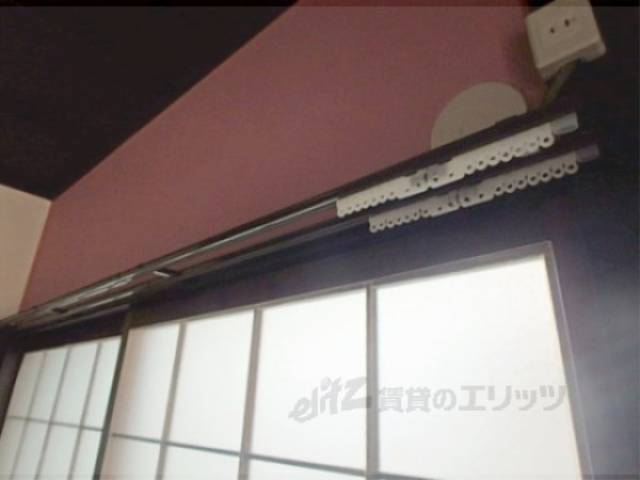 カーテンレール