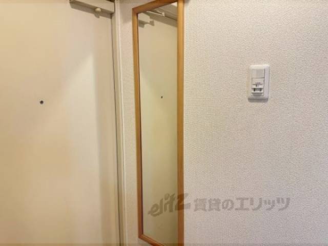 玄関　全身鏡