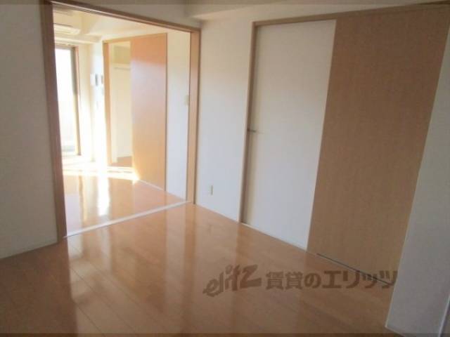 キッチン　ダイニングキッチン