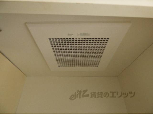 キッチン　換気扇