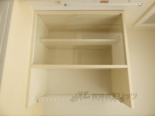 キッチン　収納