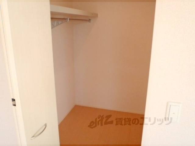 収納　ウォークインクローゼット