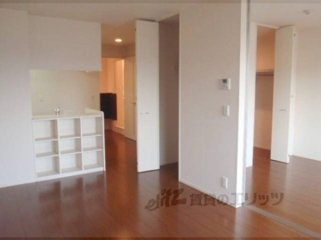 リビング　ウォークインクローゼット