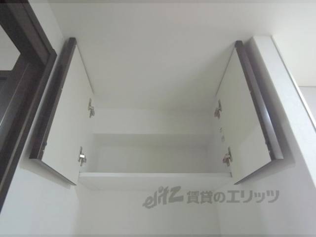 冷蔵庫置場　上部収納