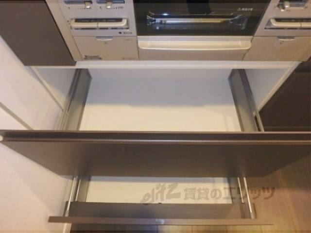 キッチン　収納