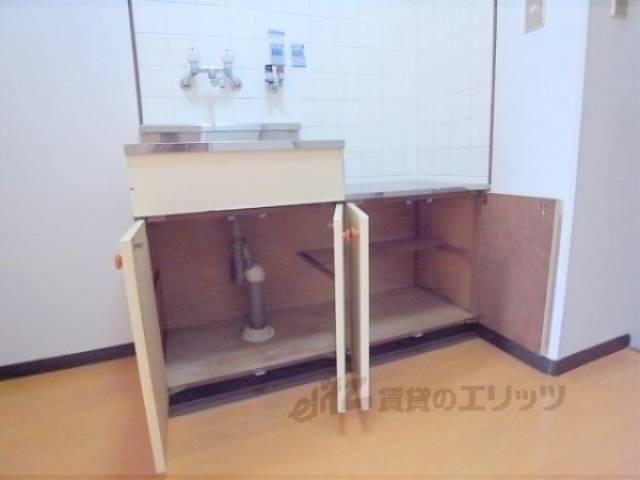 キッチン　キッチン下部収納