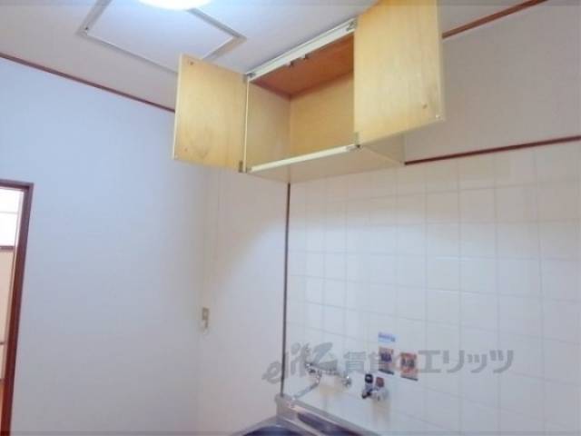 キッチン　キッチン上部収納