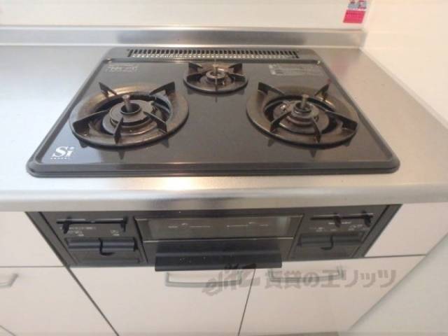 キッチン　コンロ