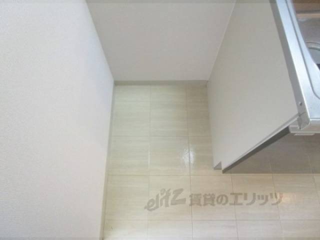 冷蔵庫置場　エアコン