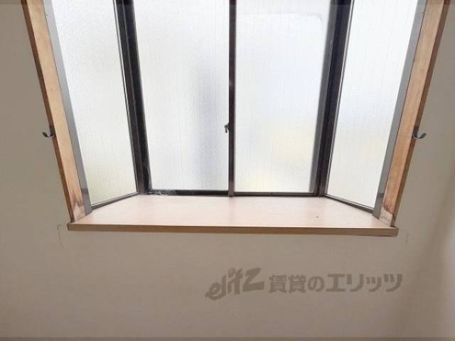 出窓