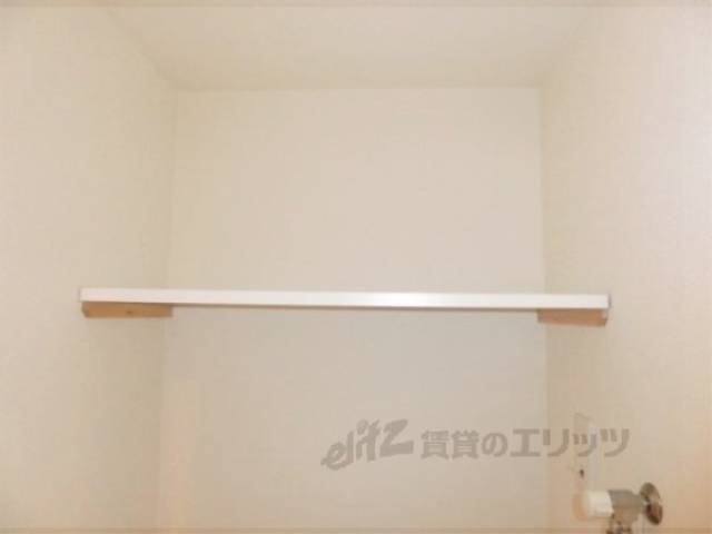 洗濯機置場　棚