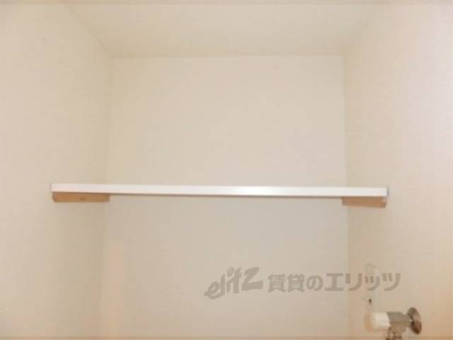 洗濯機置場　上部収納