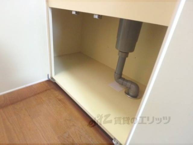 キッチン　下部収納