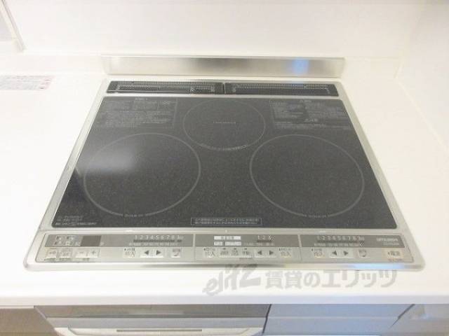 キッチン　コンロ