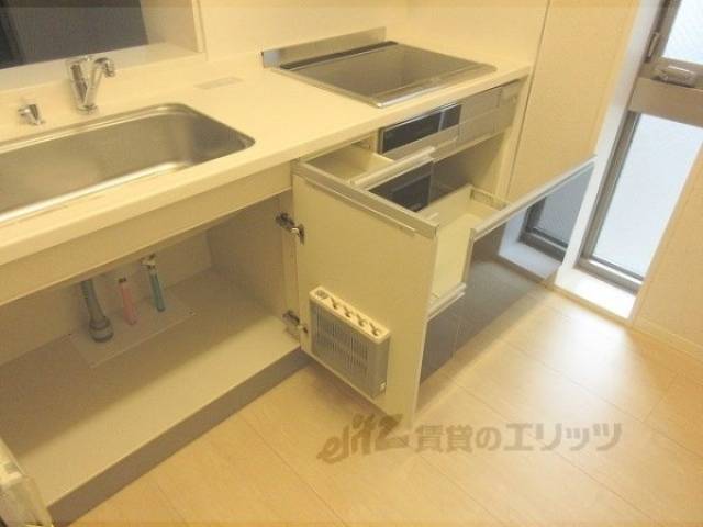 キッチン　収納