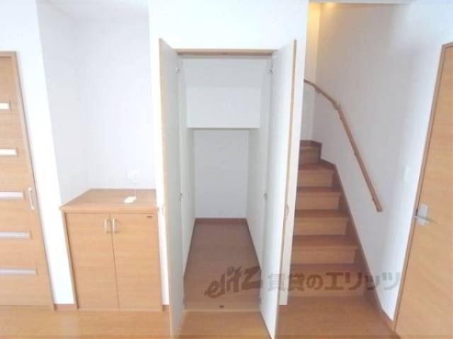 リビング　収納