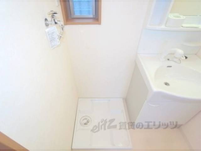 洗濯機置場　洗濯機置場