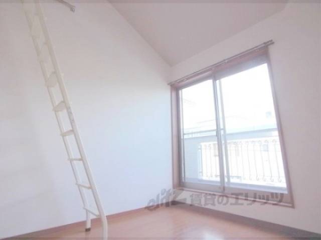 洋室　西側ロフト付洋室