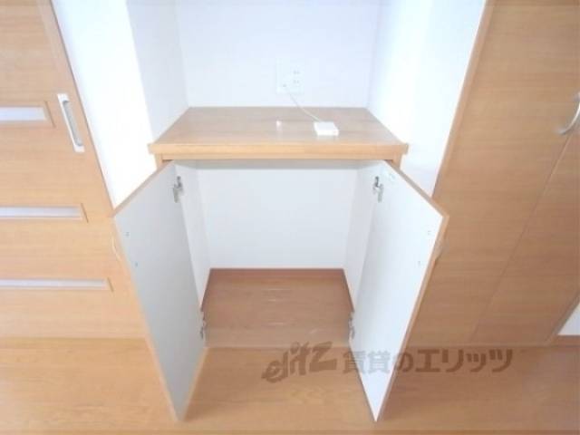 リビング　収納